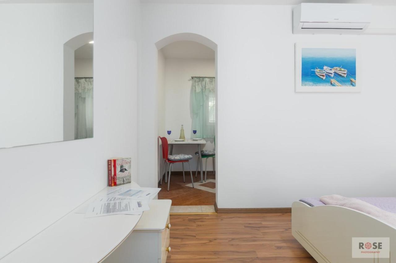 Apartment Laureta Poreč Zewnętrze zdjęcie