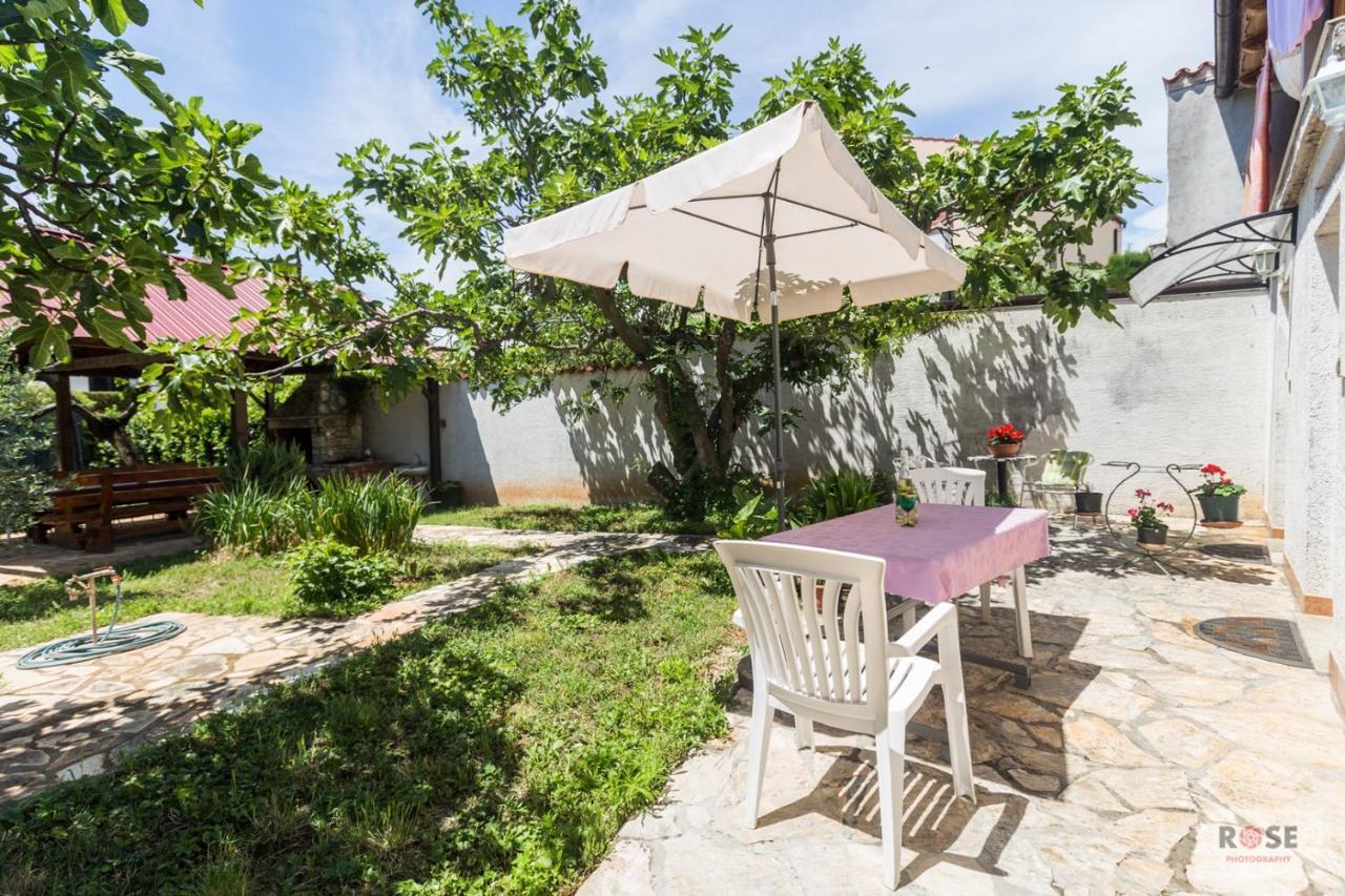 Apartment Laureta Poreč Zewnętrze zdjęcie