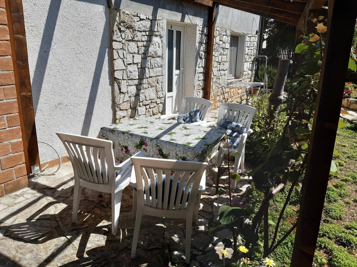 Apartment Laureta Poreč Zewnętrze zdjęcie